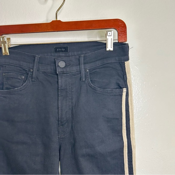 MOTHER The Insider Crop Step Fray Black Jean Guilty Racer Size 27 - Picture 6 of 13